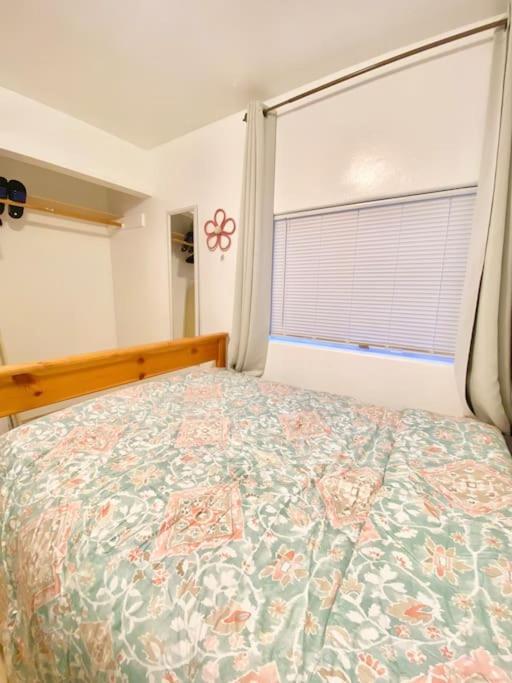 רוזמיד Pink Cozy House 2 Bedrooms מראה חיצוני תמונה